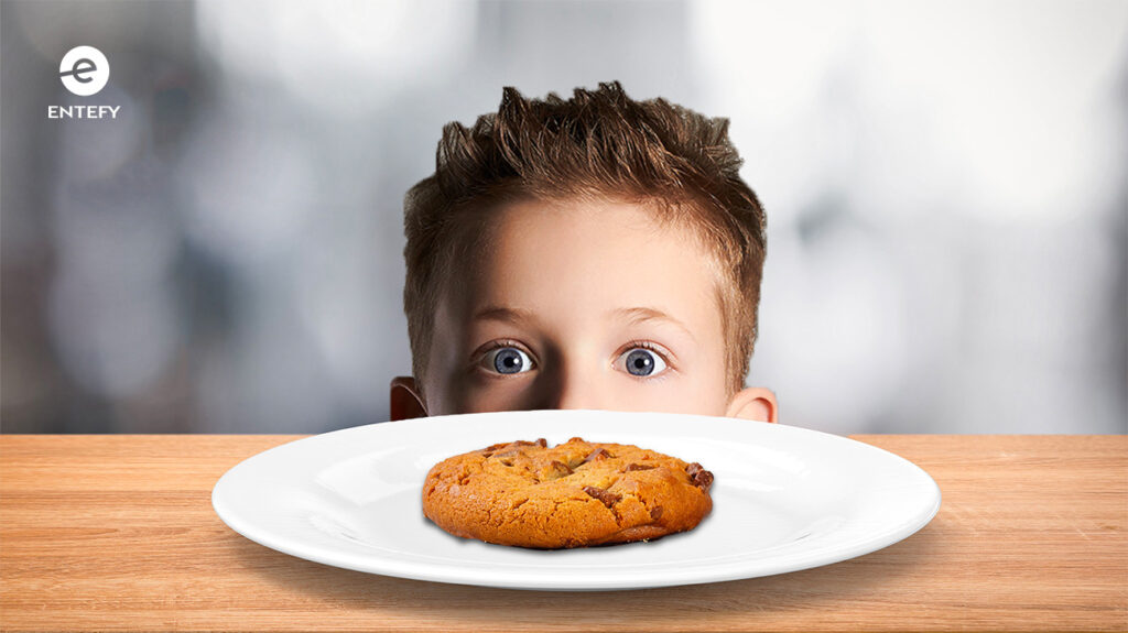 Kid and a cookie